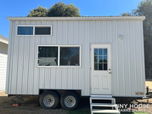 2023 Pacifica Tiny Home 18x8.4 Feet