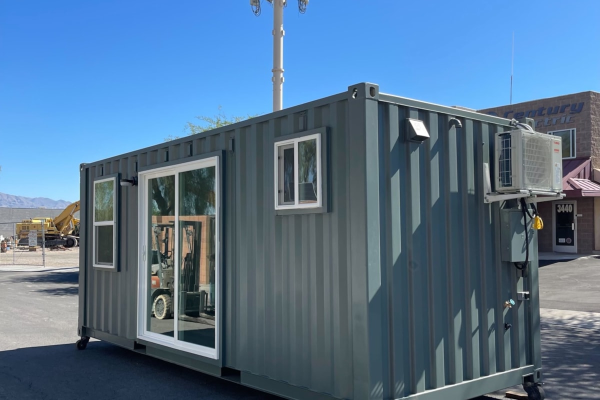 20ft New Luxury Container Homes-From $17,900 - Image 1 Thumbnail