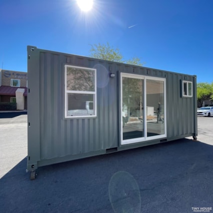 20ft New Luxury Container Homes-From $17,900 - Image 2 Thumbnail