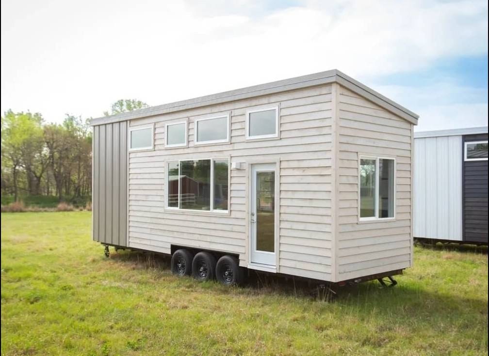 30' sun drenched 3 sleeping areas!! - Image 1 Thumbnail