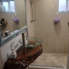40ft Shipping container home for sale - Image 5 Thumbnail