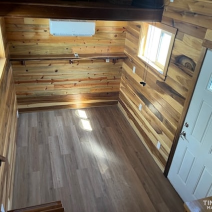 PRICE REDUCED! BEAUTIFUL Woodworker's Cabin Tiny House on Wheels - Image 2 Thumbnail