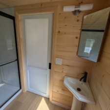 New Designer Tiny Home on Wheels! - Image 6 Thumbnail