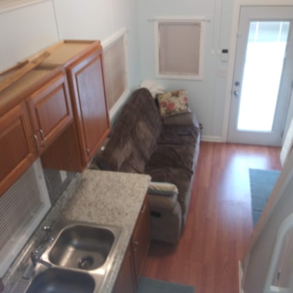 Cozy fully furnished tiny house for sale - Image 2 Thumbnail