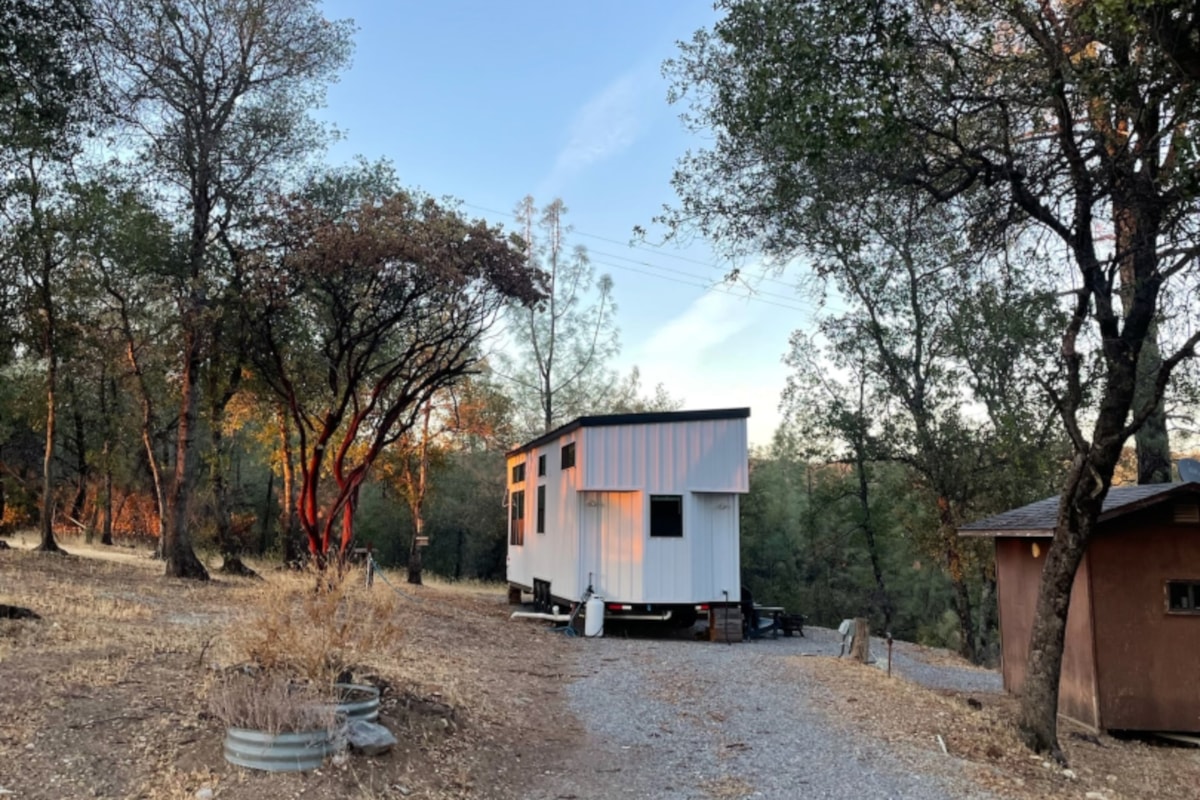 Custom-Built, Fully-Furnished 2024 Tiny Home: For Sale in Bella Vista, CA - Image 1 Thumbnail