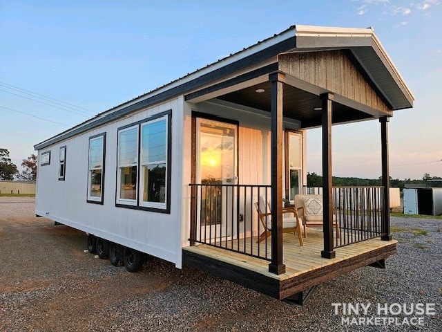 ELEGANT RUSTIC CABINS Tiny House On Wheels - Many Upgrades, Fully Customized. - Image 1 Thumbnail