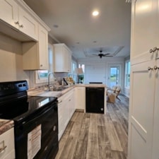 ELEGANT RUSTIC CABINS Tiny House On Wheels - Many Upgrades, Fully Customized. - Image 6 Thumbnail