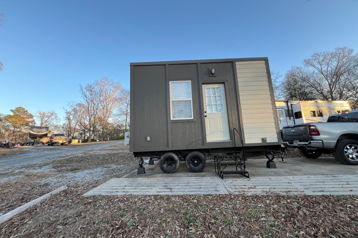 NEW PRICE for unfurnished NOAH Certified THOW - Image 1 Thumbnail