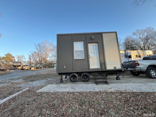 NEW PRICE for unfurnished NOAH Certified THOW