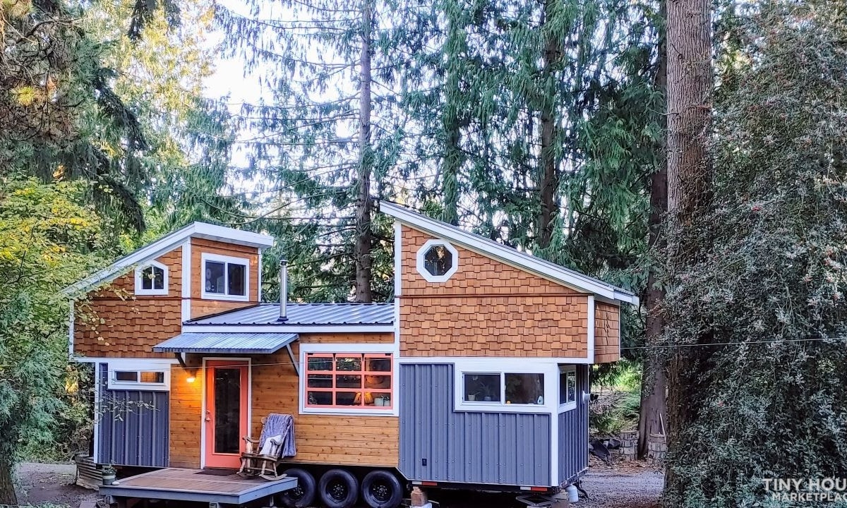 Gorgeous Craftsman Tiny House with Pop Up Roofs! - Image 1 Thumbnail