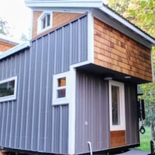 Gorgeous Craftsman Tiny House with Pop Up Roofs! - Image 4 Thumbnail
