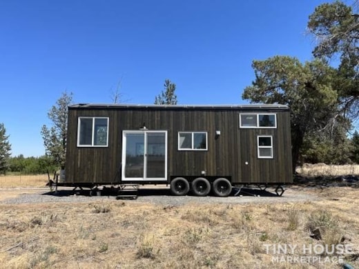 Luxury Off-Grid Tiny Home – 2022 Spindrift “Olympic” Model + Upgrades