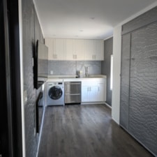 Modern Tiny Home - Image 5 Thumbnail