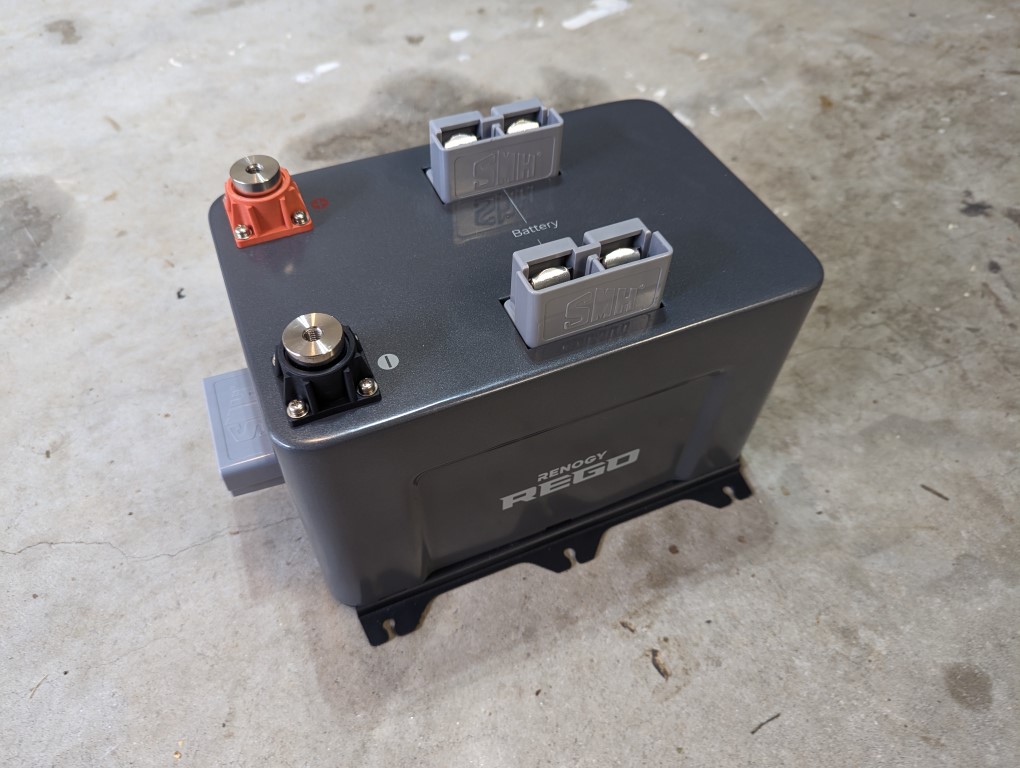Tiny House Solar Battery Combiner