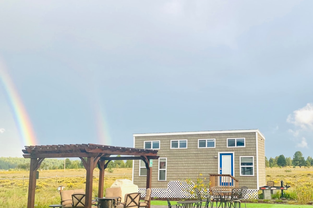 The Tiny Mansion - Sleeps 6+ - Image 1 Thumbnail