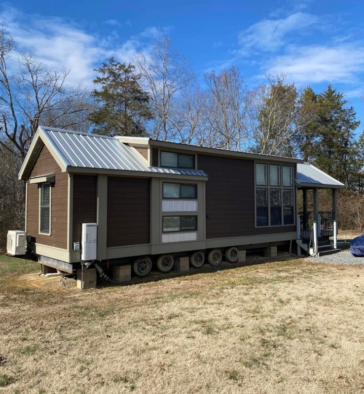 Tiny home - Image 1 Thumbnail